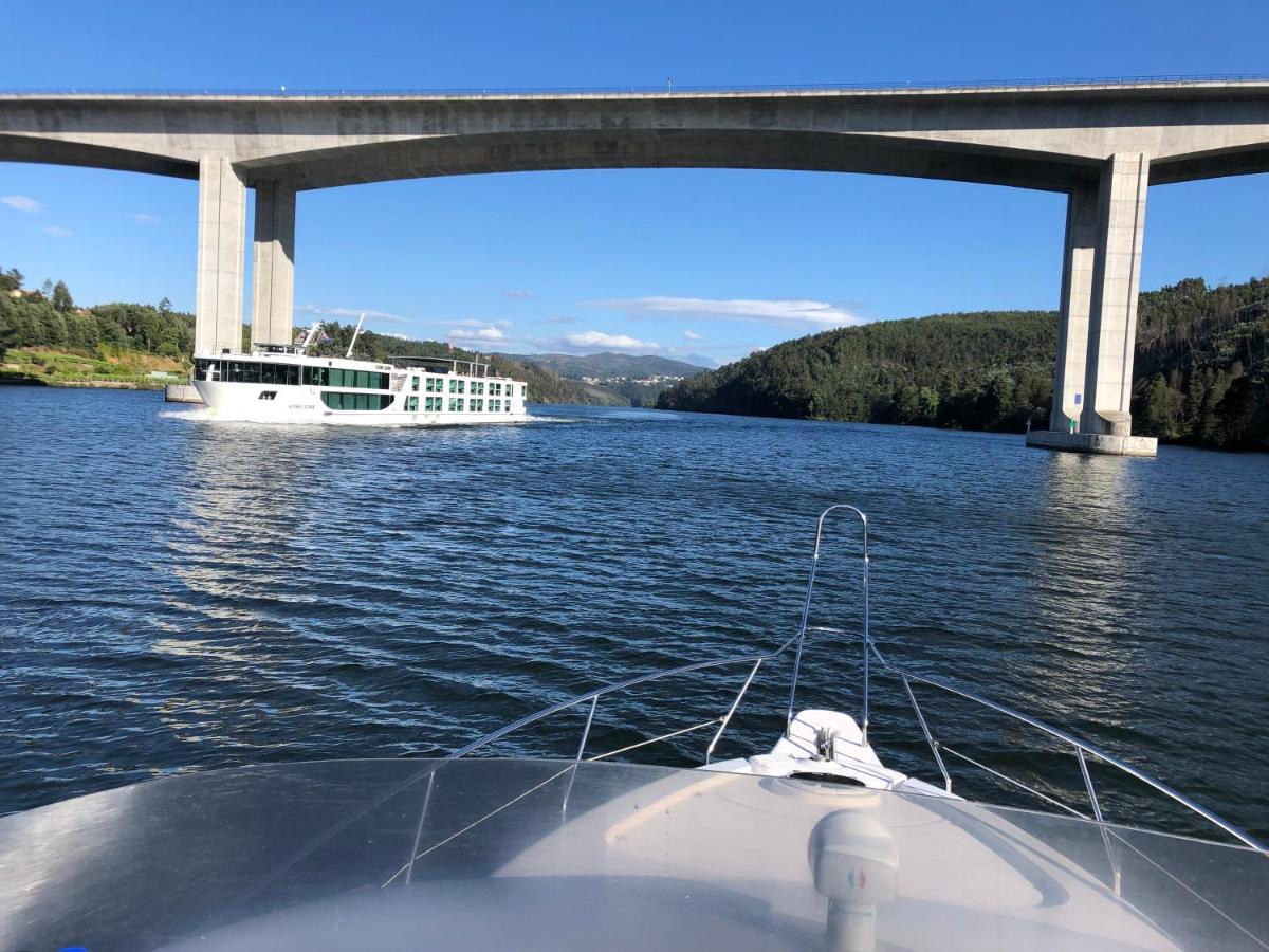 Hotel Aquadouro Yacht Radames - Sleep Boat Experience Castelo de Paiva Exterior foto