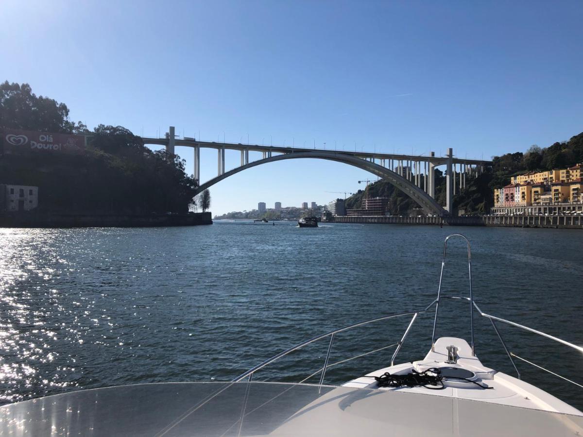Hotel Aquadouro Yacht Radames - Sleep Boat Experience Castelo de Paiva Exterior foto