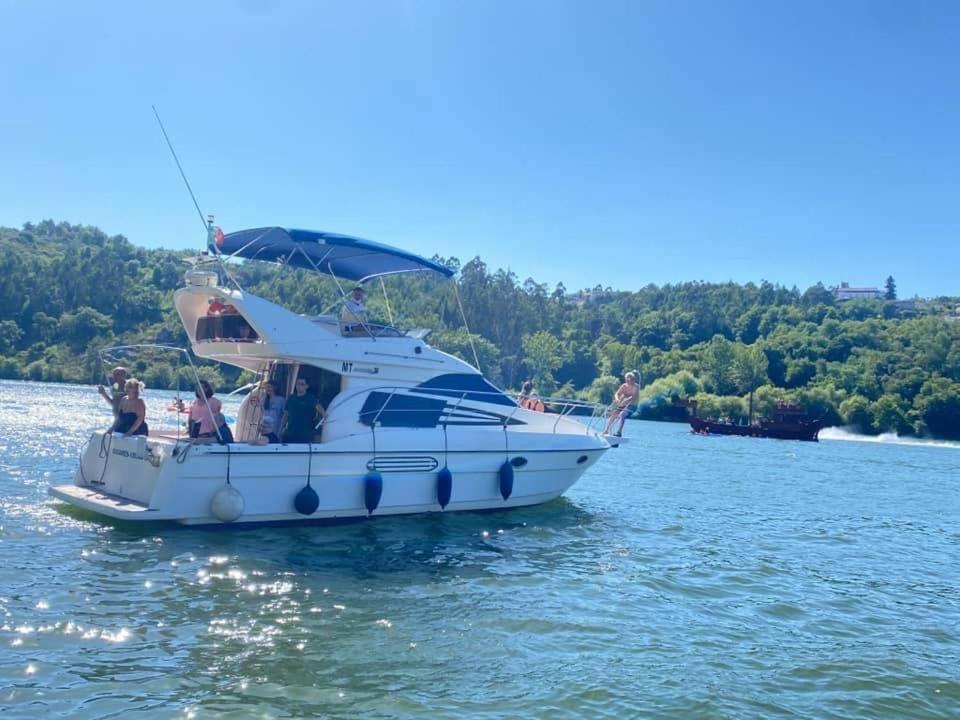 Hotel Aquadouro Yacht Radames - Sleep Boat Experience Castelo de Paiva Exterior foto