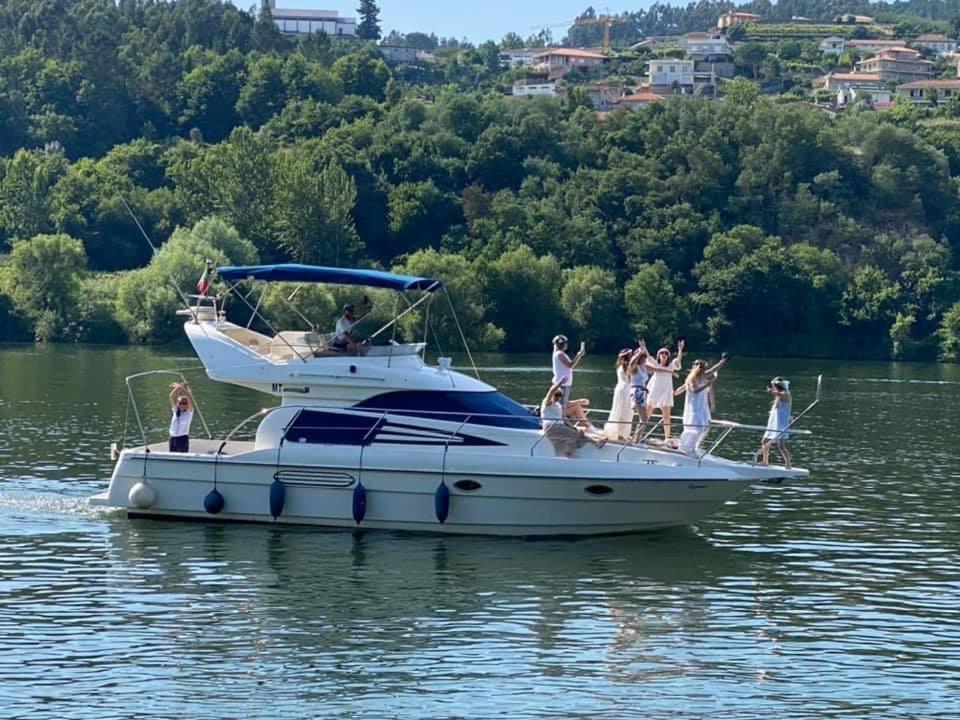 Hotel Aquadouro Yacht Radames - Sleep Boat Experience Castelo de Paiva Exterior foto