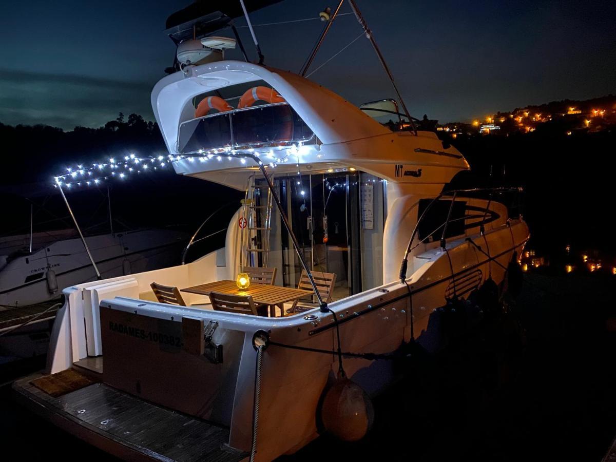 Hotel Aquadouro Yacht Radames - Sleep Boat Experience Castelo de Paiva Exterior foto